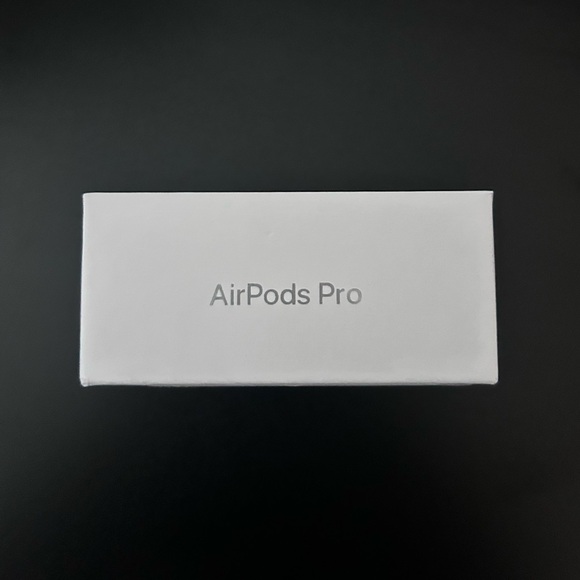Apple airpod pros 2nd generation - Picture 2 of 3